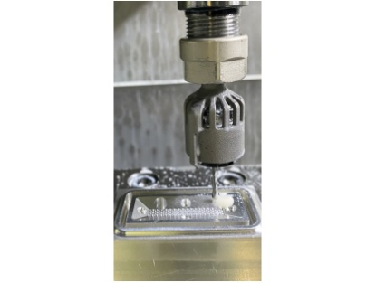 Microhusillo portaherramientas de alta velocidad con proyección de refrigerante