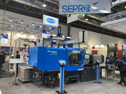 Solución para una programación sencilla de robots en moldeo por inyección