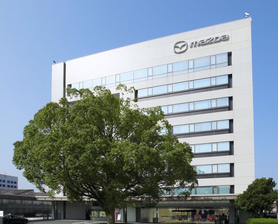 Mazda cierra el año fiscal con resultados sólidos