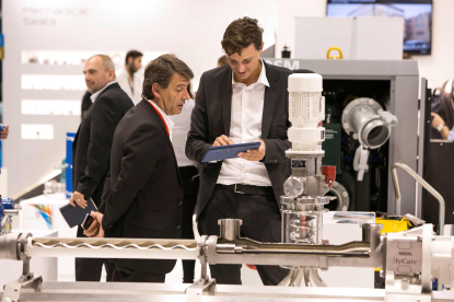 La industria química aborda la economía circular, la descarbonización y la neutralidad climática en Expoquimia