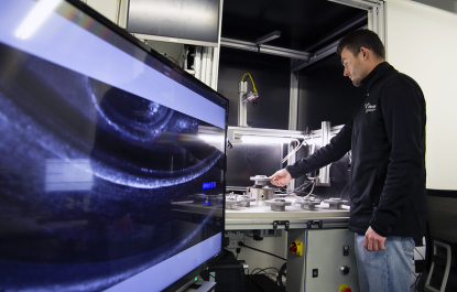 Inspecciones de calidad inteligentes para una producción cero defectos de piezas de automóviles