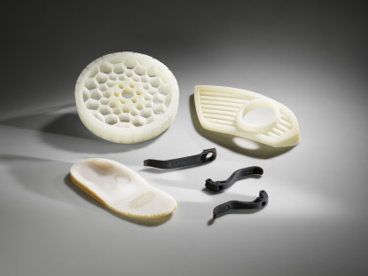 Arburg muestra en Formnext la fabricación aditiva de plástico de alta temperatura, fibras de carbono y LSR