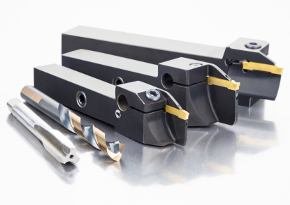 Dormer Pramet amplía su oferta de tronzado y ranurado, herramientas en HSS y MRO