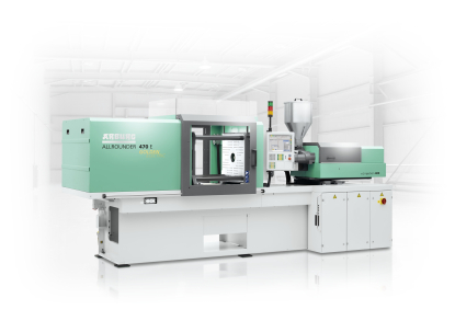 Un sistema flexible de Arburg fabrica delfines a partir de material reciclado en Fakuma