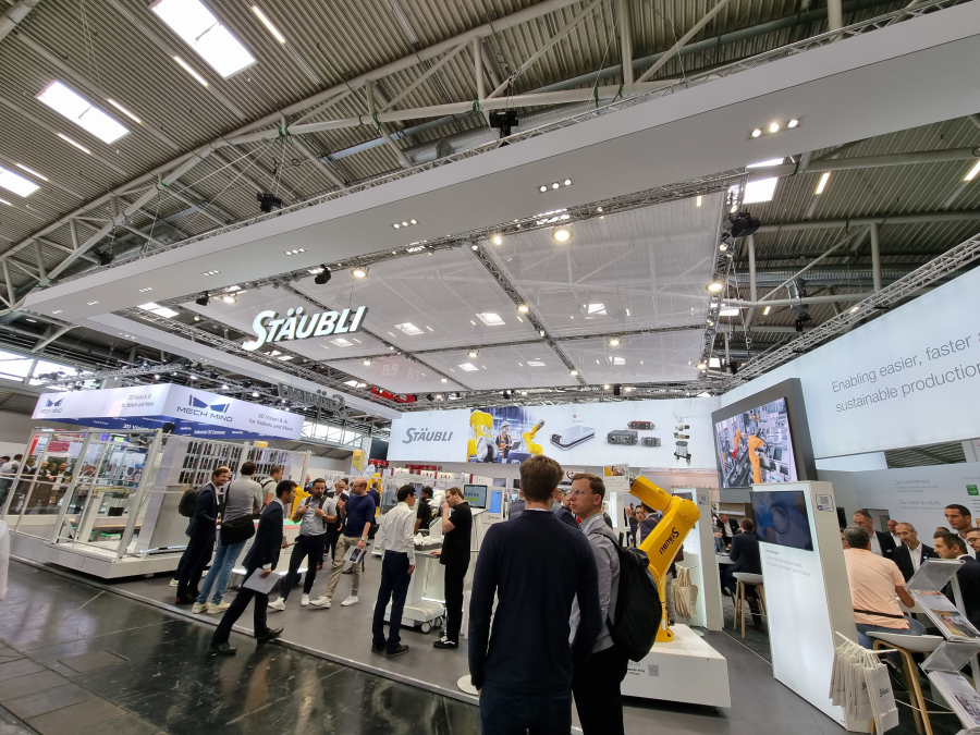 automatica, demostración impresionante de la dinámica de la industria