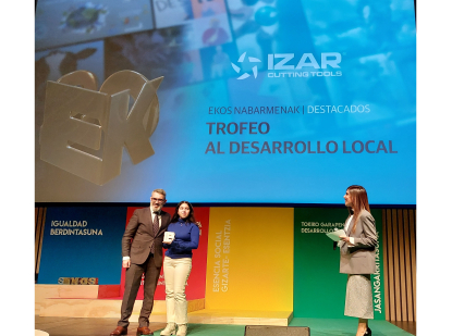 IZAR premia el desarrollo local en el Festival Creativo EKOS, que impulsa la economía social