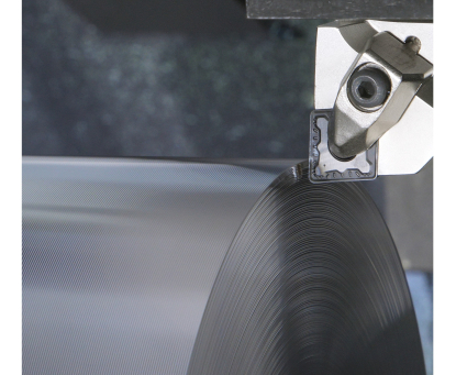 Ampliación de gama de plaquitas de doble cara con rompevirutas para desbaste