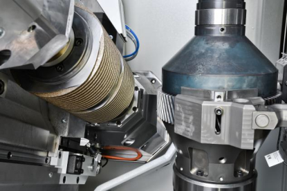 El rectificado de precisión garantiza un funcionamiento suave de los engranajes en vehículos