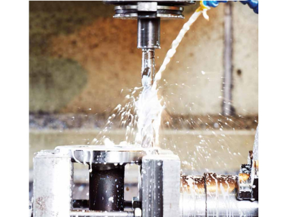 Lubricantes refrigerantes miscibles en agua que aumentan la estabilidad del proceso