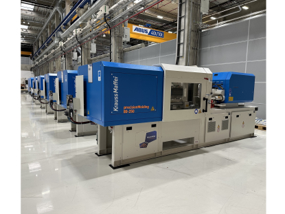 El nuevo showroom de KraussMaffei en Parsdorf cuenta con alrededor de 25 inyectoras