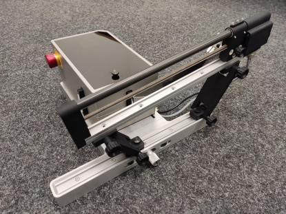 Los componentes de igus garantizan el correcto afilado de herramientas de corte en PWFT