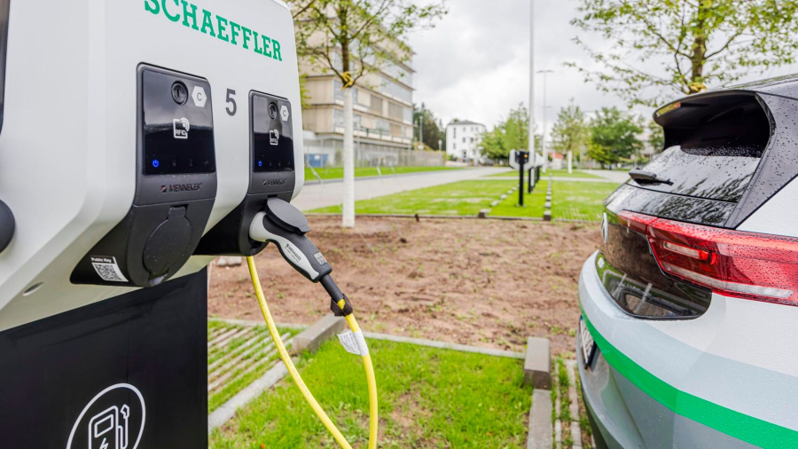 Schaeffler amplía su infraestructura de recarga en todo el mundo 