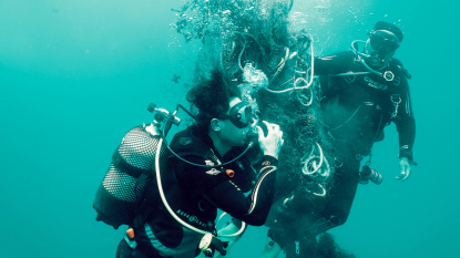 Alain Afflelou retira 11.000 kg de plástico del fondo marino