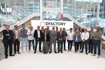 El consejero Miquel Sàmper visita las instalaciones del DFactory Barcelona