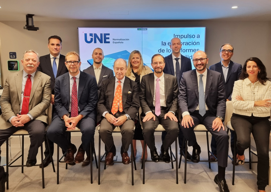 La Asociación Española de Normalización, UNE, ha celebrado la Jornada: “Impulso a la elaboración de los informes de sostenibilidad”, con motivo del Día Mundial de la Normalización