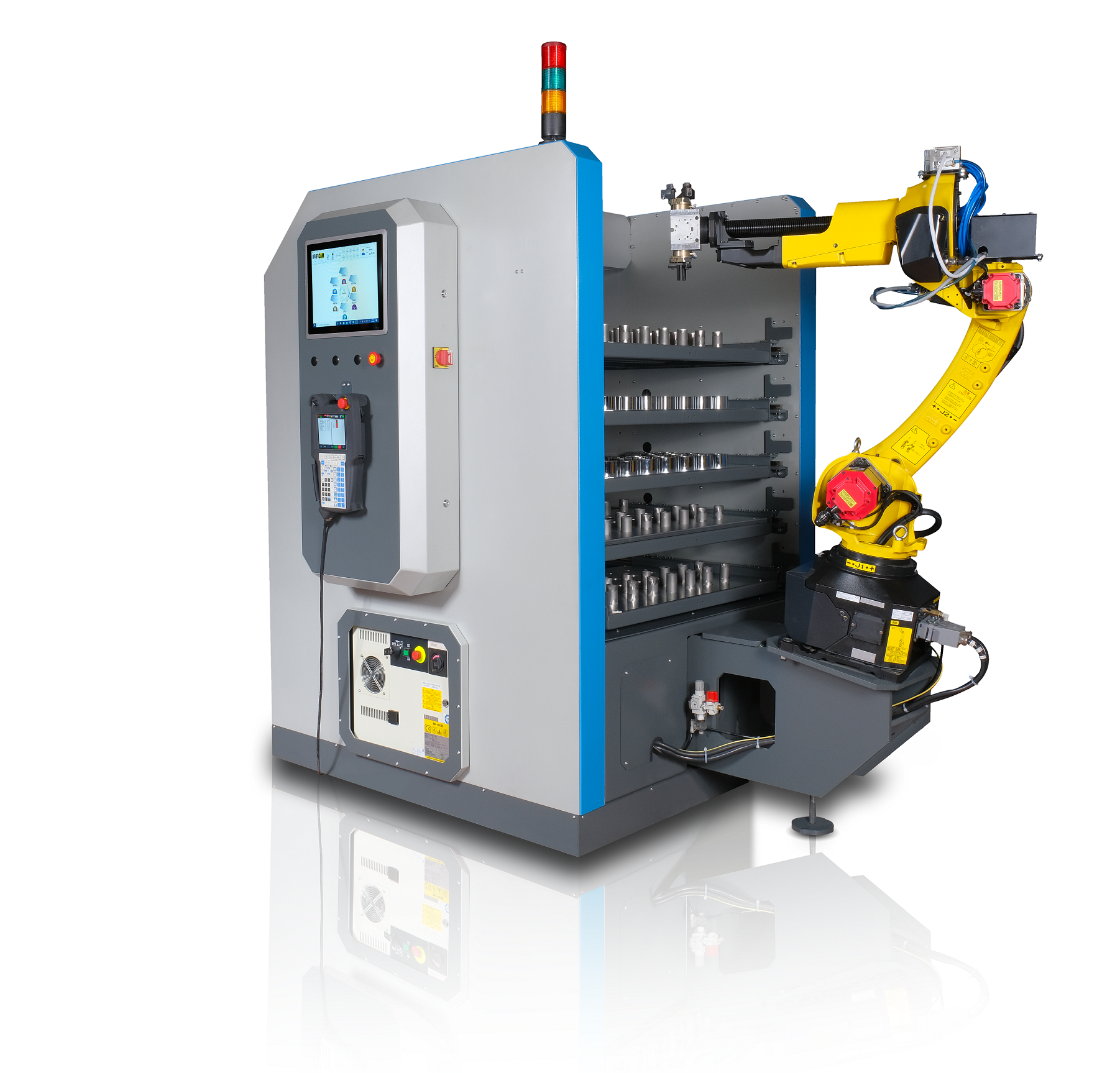 Los fabricantes, de la mano de Juan Martín, adoptan la modularidad con el sistema de automatización CubeBOX