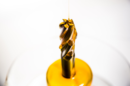 Aceite de corte con baja formación de neblina para las más altas exigencias