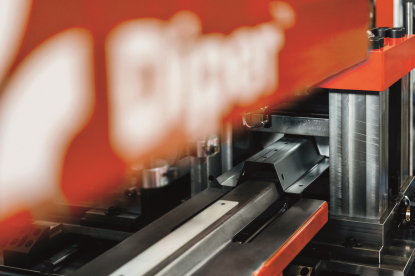 Diper Maquinaria celebra 30 años dedicados a diseñar y fabricar líneas de perfilado y perfiladoras