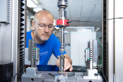 Servicio de calibración para instrumentos de medición acreditado también para fuerzas bajas