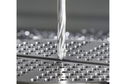 Brocas de 3 labios con puntas intercambiables ahora disponibles con relación de longitud de 10xD