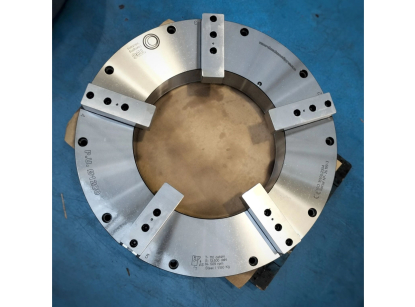 TDG presenta sus platos manuales autocentrantes de 5 garras para el sector del petróleo