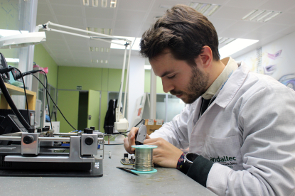 Andaltec refuerza su Área de Electrónica con la puesta en marcha de un nuevo laboratorio
