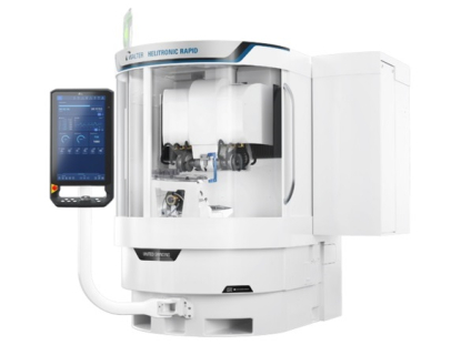 Rectificadora de herramientas con 5 ejes controlados por CNC Helitronic Rapid de Walter