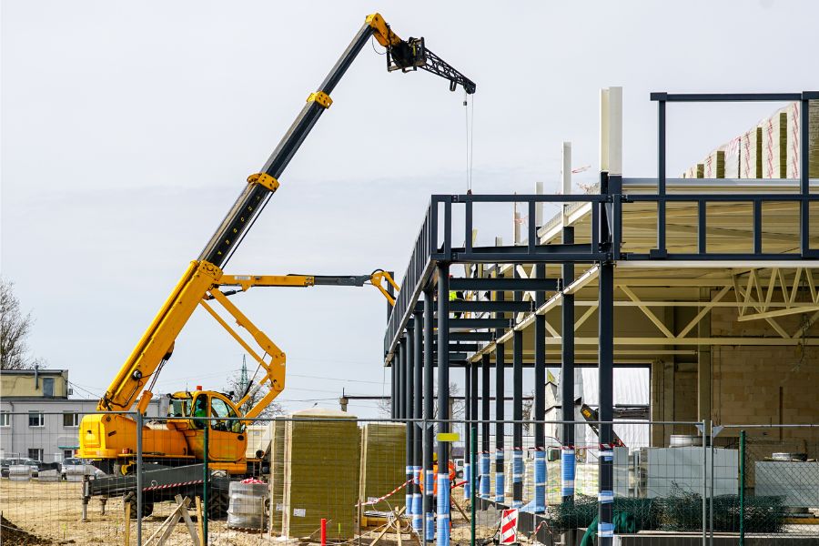 ENAC concede la primera acreditación para certificar operadores de grúa móvil autopropulsada a Marlo Formació