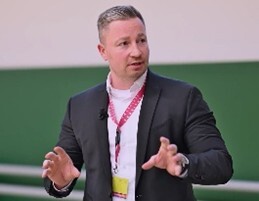 El Foro Económico EMO 2025 analiza las novedades en importantes sectores clientes