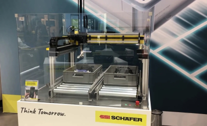SSI Schäfer se vale de un robot logístico de igus para la preparación de montajes