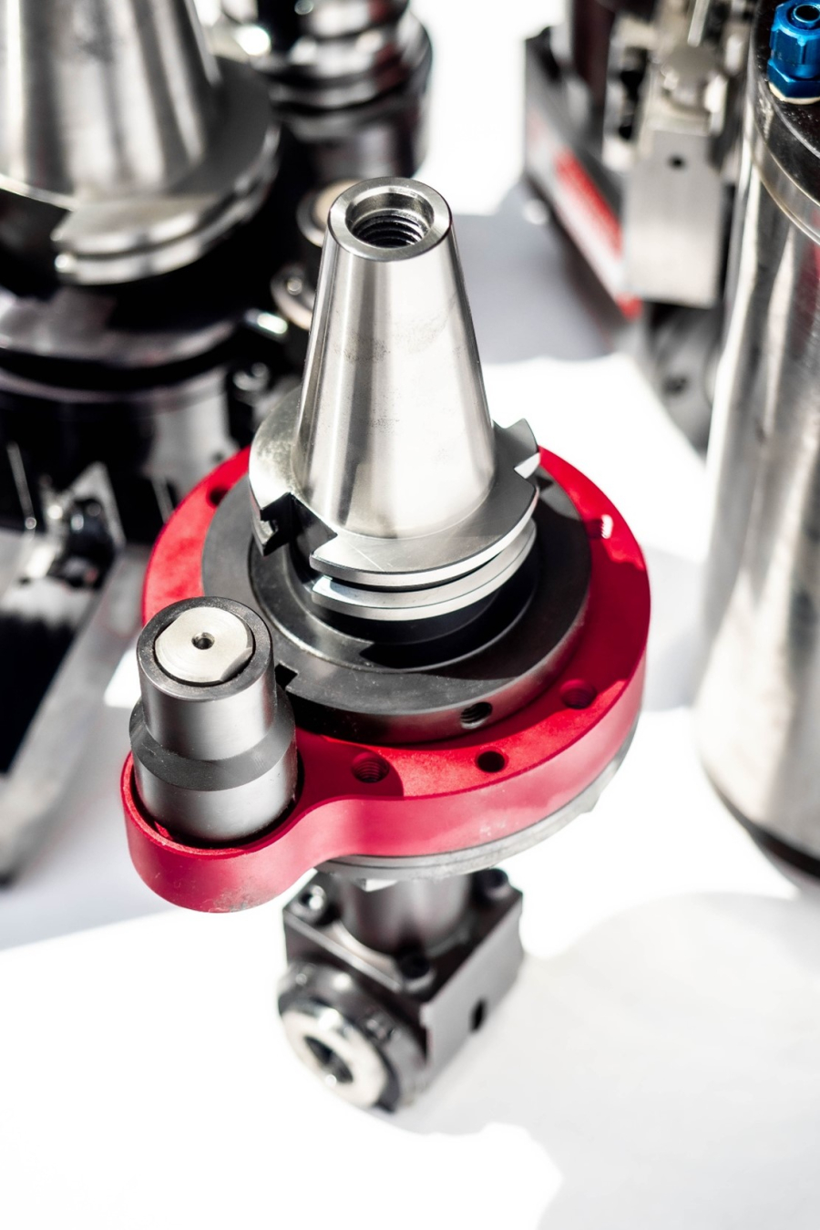 Serie de cabezales angulares Henninger para fresadoras, mandrinadoras y tornos