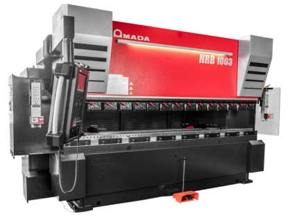 Plegadora de accionamiento hidráulico que permite fabricar piezas de muy alta calidad