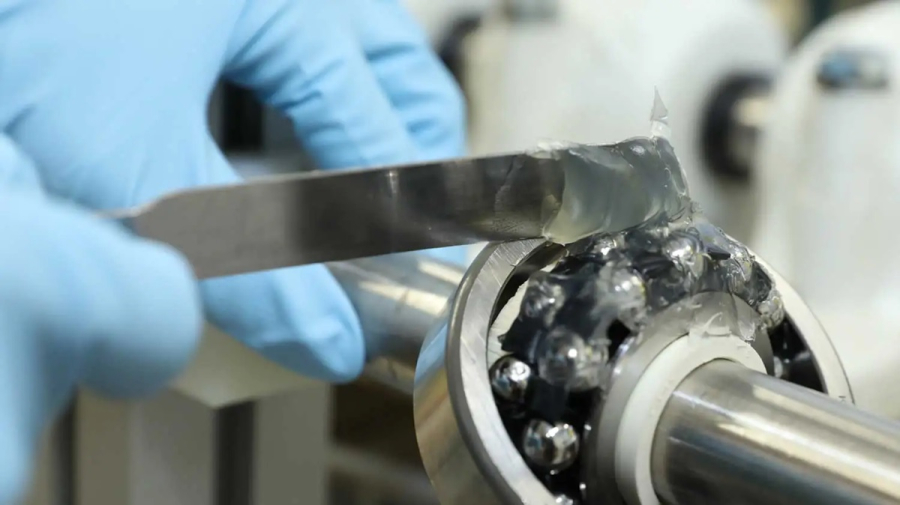 Rhenus Lub explica por qué las grasas lubricantes son cruciales para el rendimiento del sistema del cliente