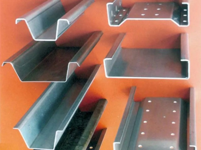 Líneas de perfilado flexible de STAM con cambio de perfil rápido y automático